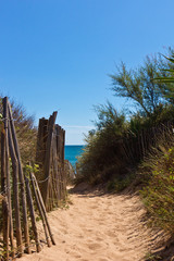 Strandzugang zum Serignan Plage 3