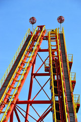 Turm einer Achterbahn Shuttle Coaster