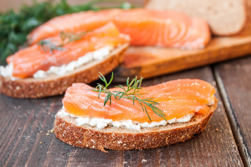 salmon sandwich