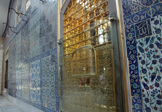 Wall ornament and gold color the widow of Eyup Sultan Mosque