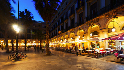 Fototapeta na wymiar Placa Reial in evening. Barcelona