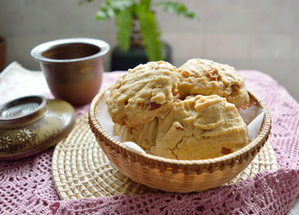 Almond cookies in the basket