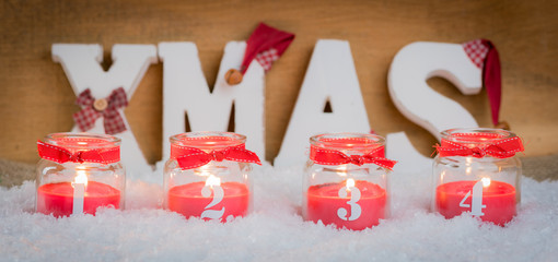 Adventskerzen im Hintergrund Xmas
