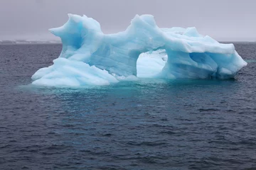 Deurstickers Iceberg    © Vladimir Melnik