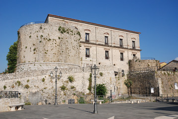 Fototapeta premium TEGGIANO : CASTELLO MACCHIAROLI