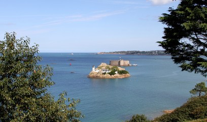 L'île Louët et le château du taureau en baie de Morlaix,bretagne,finistère