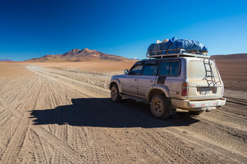 4x4 vehicle crossing the Andean Highlands, Bolivia