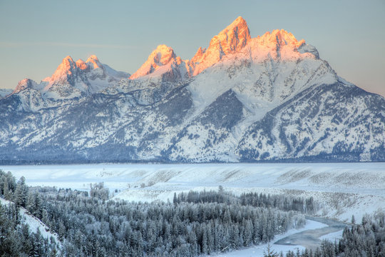 Fototapeta Snowy Winter Dawn on the Teton Range, Grand Teton National Park