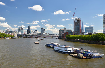 London across Thames river