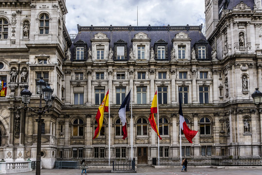 Hotel-de-Ville (City Hall, 1357) decorated with flags. Paris.