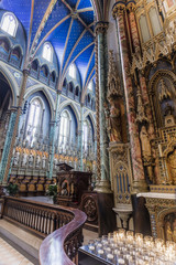 Fototapeta na wymiar The interior of Notre Dame Basilica.
