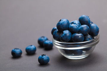 Fresh blueberries in bowl