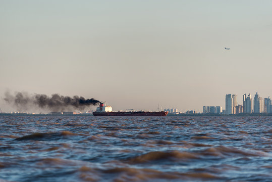 International Cargo Boat Pollution. Buenos Aires.