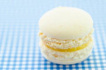 Vanilla macaroon.