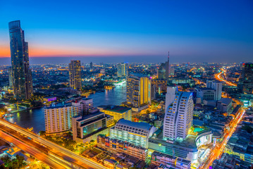 Landscape of river in Bangkok cityscape in night time - obrazy, fototapety, plakaty