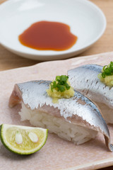 サンマのにぎり寿し