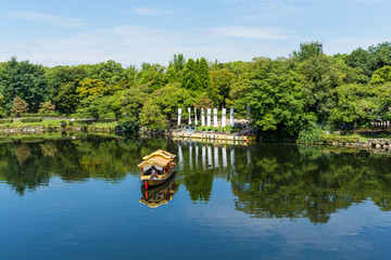 Obraz premium Tourism boat on river