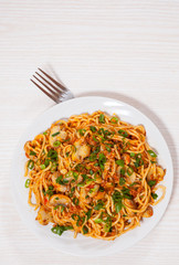 spaghetti with mushroom and minced meat