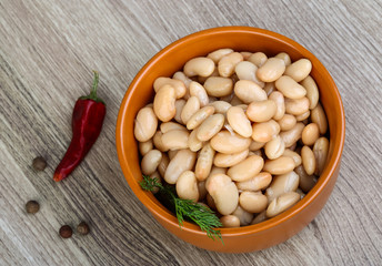 Canned white beans