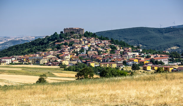 Panorama di Castel Lagopesole (Potenza)