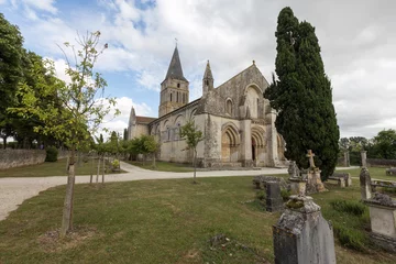 Fototapeten The Saint Pierre church in Aulnay on the Via Turonensis to Santiago de Compostela © maartenhoek
