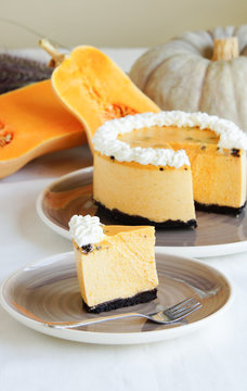 Pumpkin Souffle Cake With Oreo Crumbs