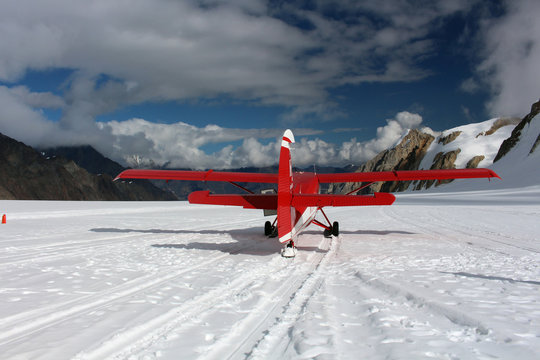 Landung auf Gletscher