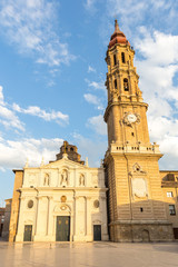 Fototapeta na wymiar Zaragoza Cathedral