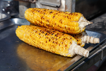  Grill corn