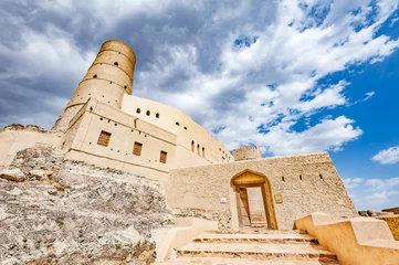 Photo sur Plexiglas Travaux détablissement Bahla Fort in the Dakhiliya, Oman. It was built in the 13th and 14th centuries. It has led to its designation as a UNESCO World Heritage Site in 1987.