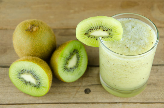 kiwi and juice