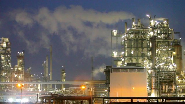 Gas refinery, Oil industry - Motion Time lapse
