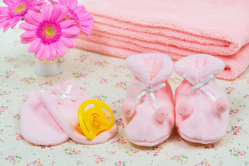  赤ちゃんの靴下と手袋　おしゃぶり 