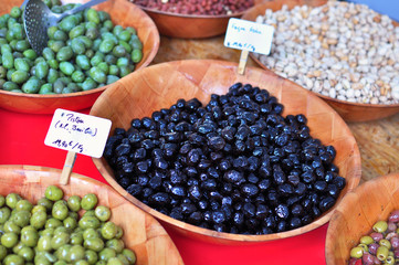 Olives, food market