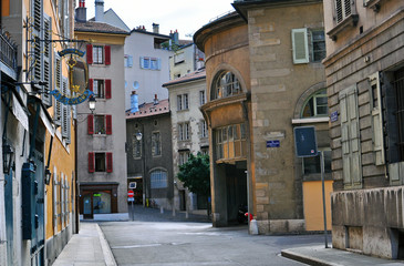 Fototapeta na wymiar Street of Geneva city centre