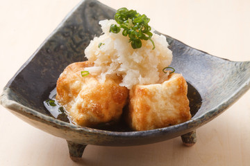 揚げ出し豆腐
