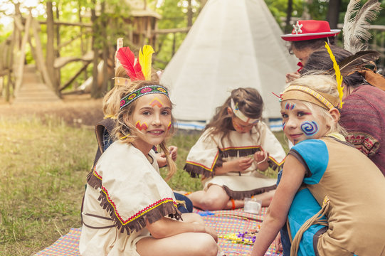 Germany, Saxony, Indians and cowboy party, Girls tinkering with beads