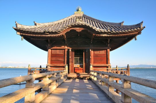 近江八景　満月寺浮御堂
