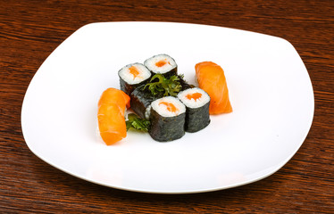 Sushi with salmon