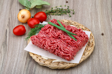 Raw minced meat