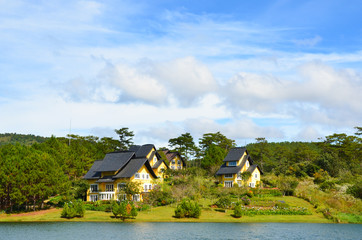 Obraz premium Beautiful landscape at Dalat village, group of villas reflect on