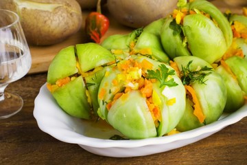 pickled green tomatoes