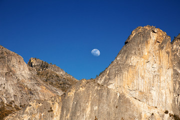 Yosemite moonrise