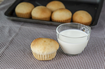 Bread and a glass of milk