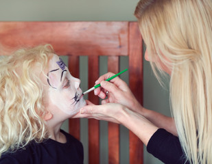 face painting child
