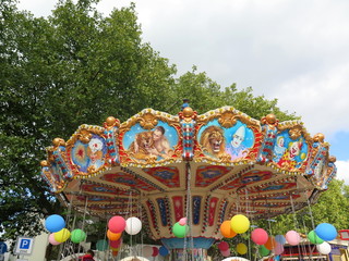 Kinderkarussell-Kirmes