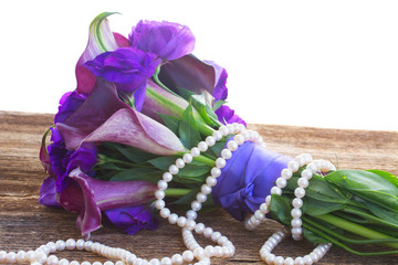 Calla lilly and eustoma flowers