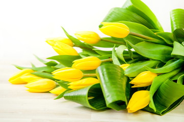 Obraz premium romantic flower bucket background