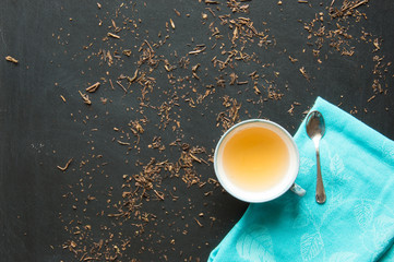 Obraz na płótnie Canvas Green tea bancha - macrobiotic drink for natural food and healthy lifestyle