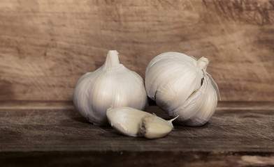 Aglio su base di legno